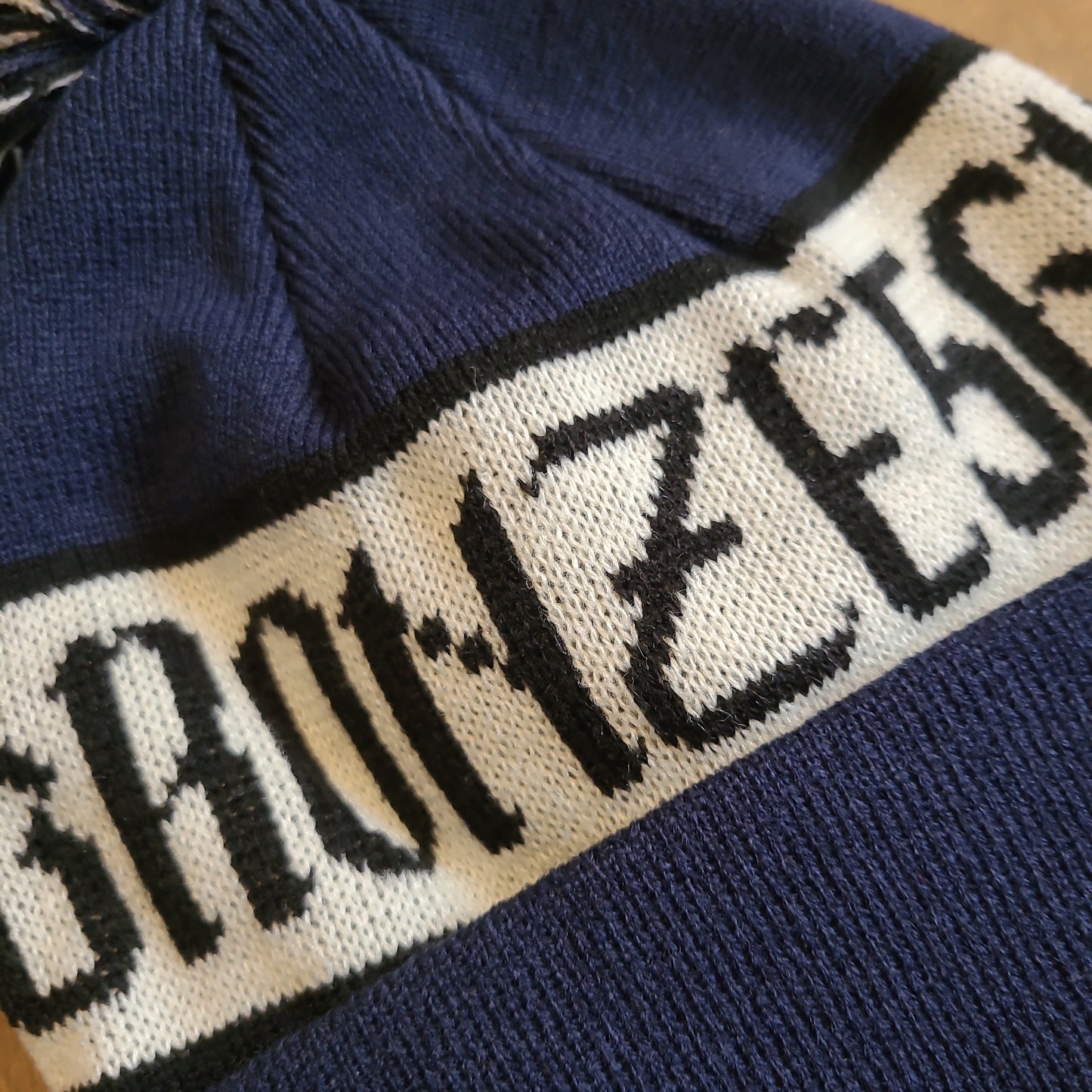 Bronze56k - Poof Ball Toque (Navy)