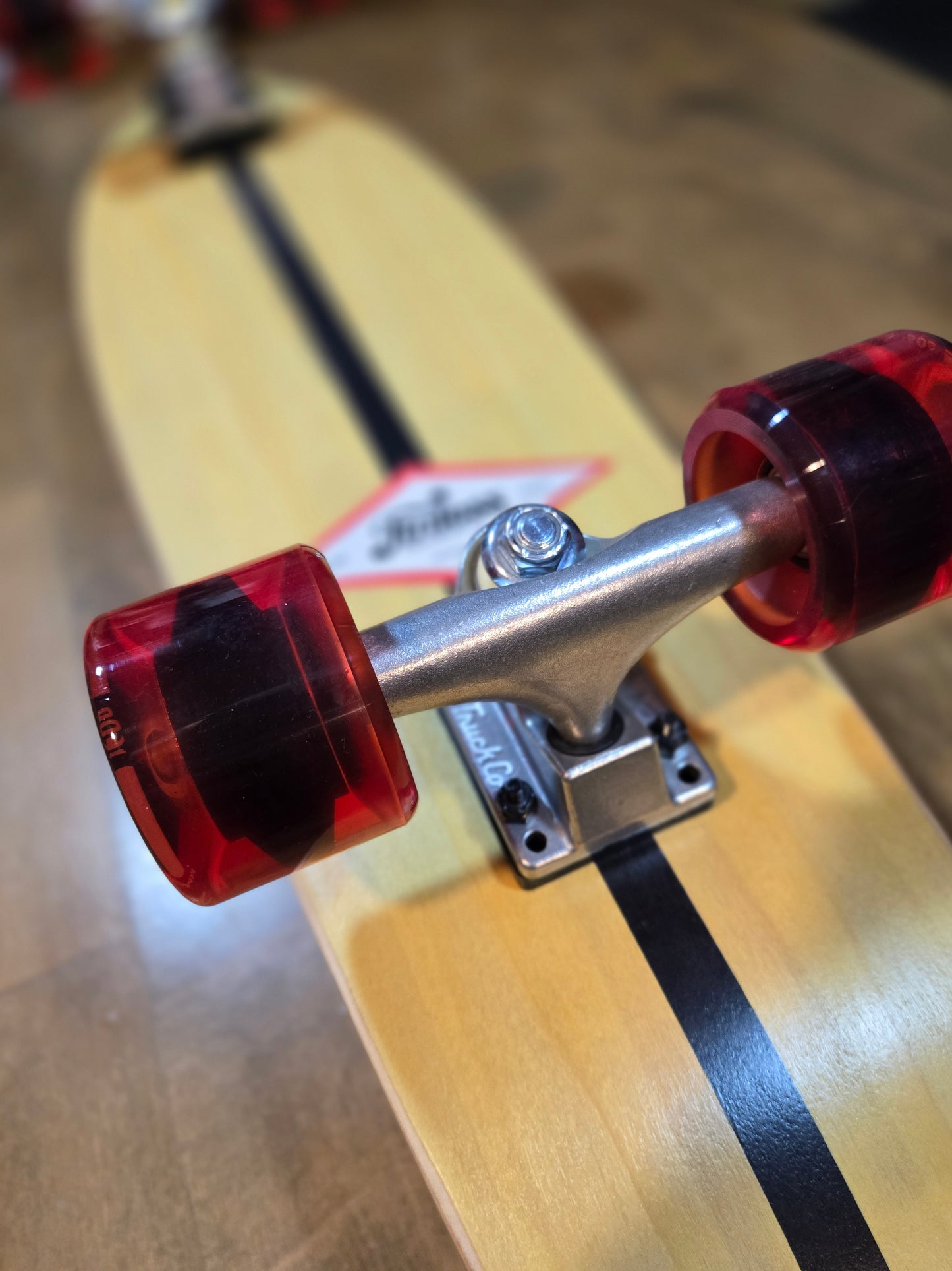 Finless - Uma Zuma Mini Cruiser