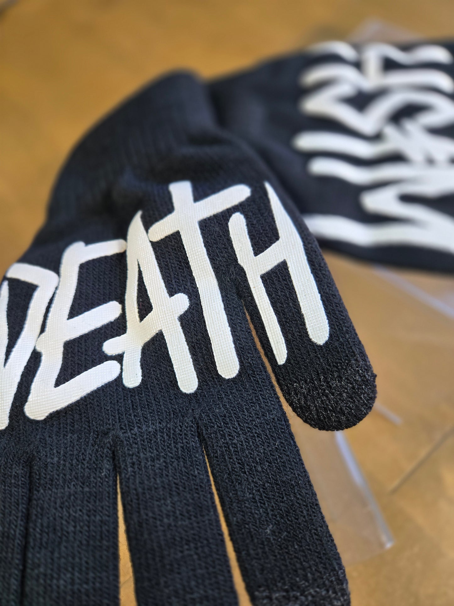 Deathwish - Deathspray Gloves