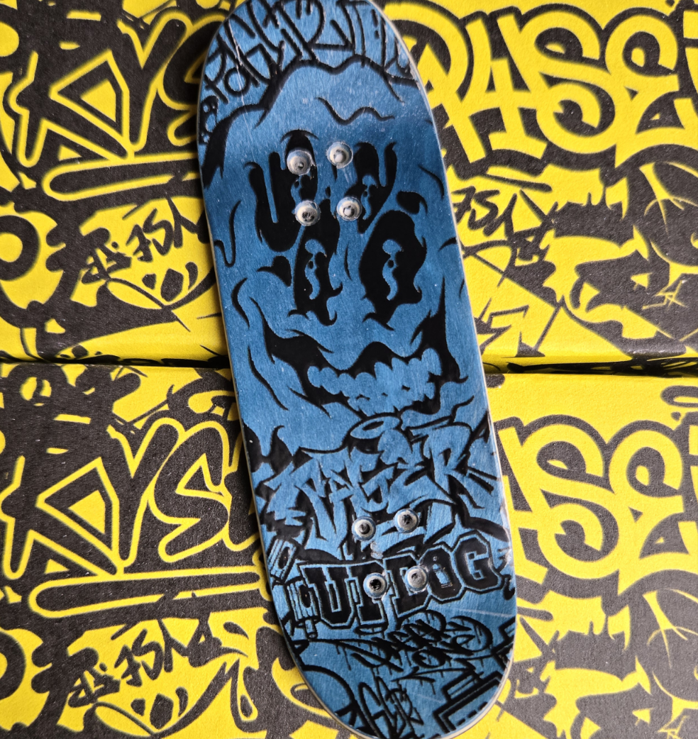 Ryse - Xava Maldonado Pro 32mm Fingerboard Deck