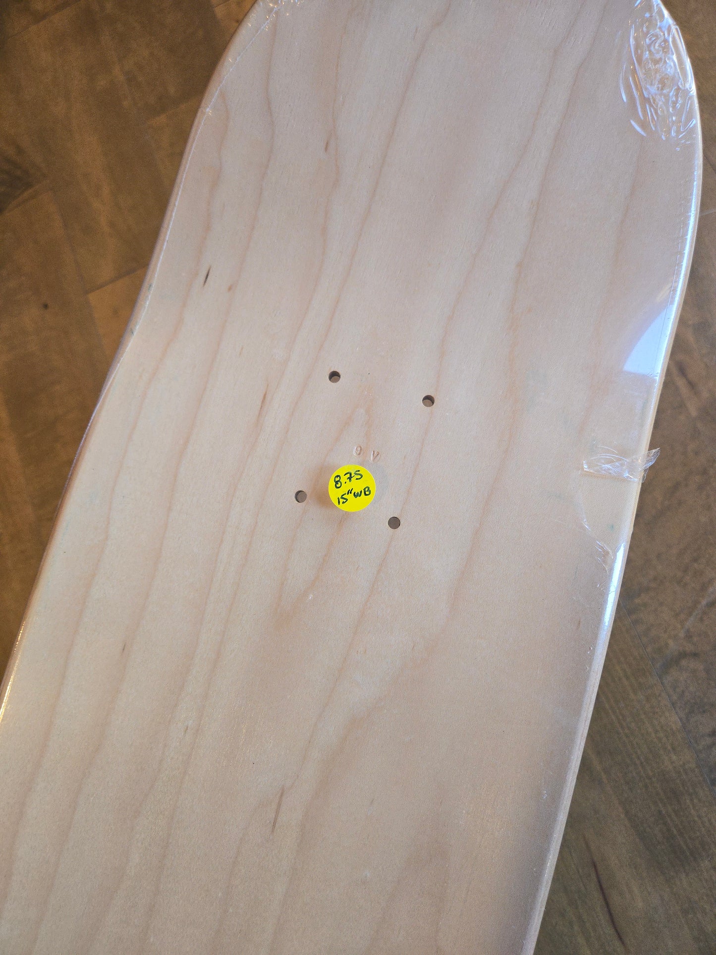 Comacan - Stacked Skull 8.75" Deck