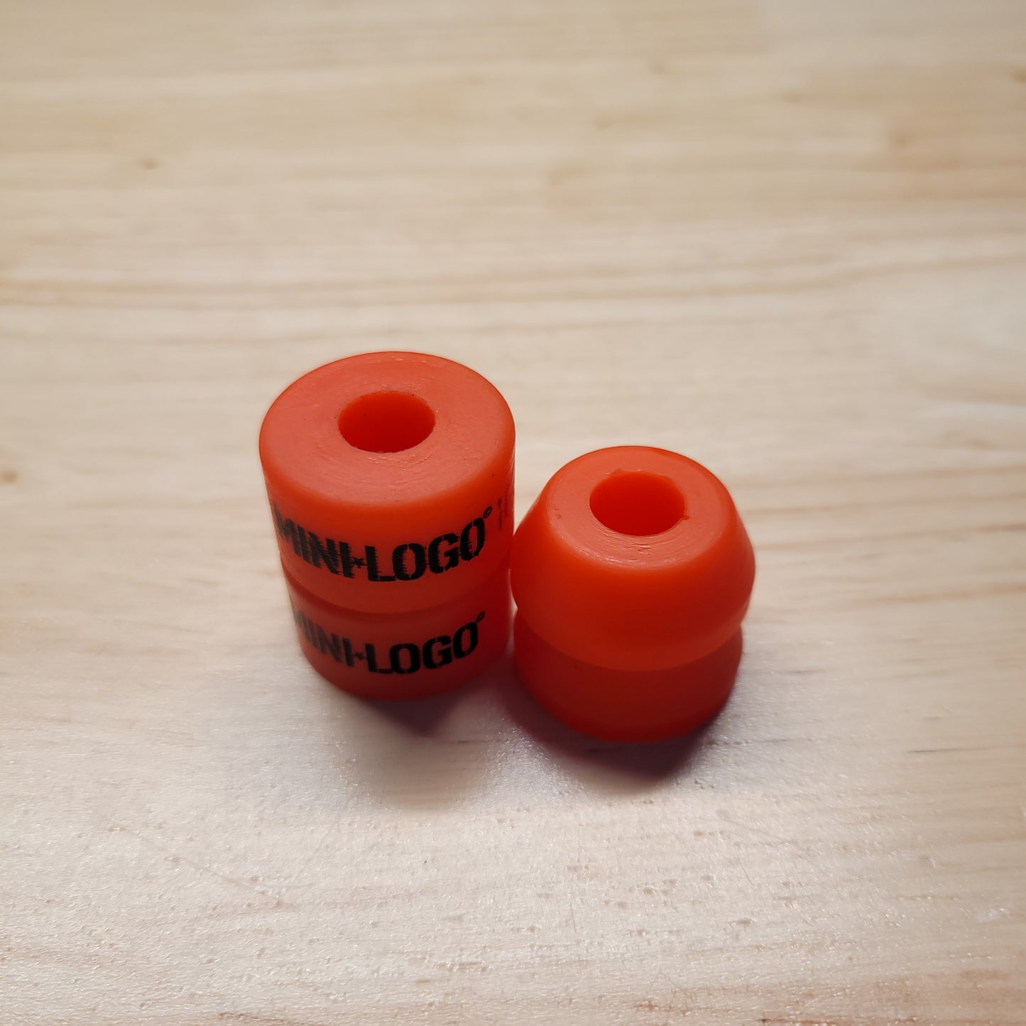 MINI LOGO - Bushings